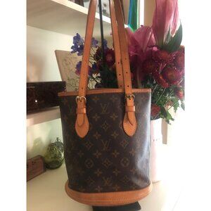 Vintage LOUIS VUITTON LV Monogram Petit Bucket Bag